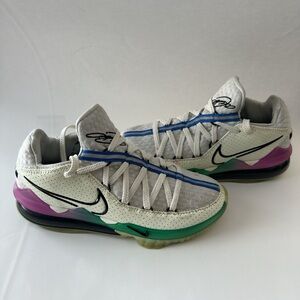 Nike LeBron 17 Glow In The Dark  Athletic Shoes Sneakers